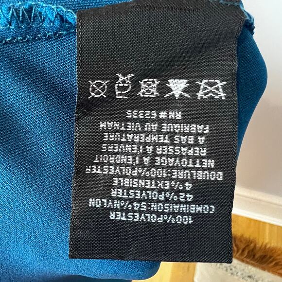 Betsy & Adam V-Neck Lace-Bodice Gown Dress Lined Peacock Size 12 Petite  NWT - Picture 10 of 10